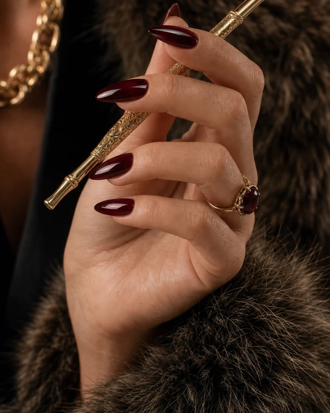 Mob wife nails