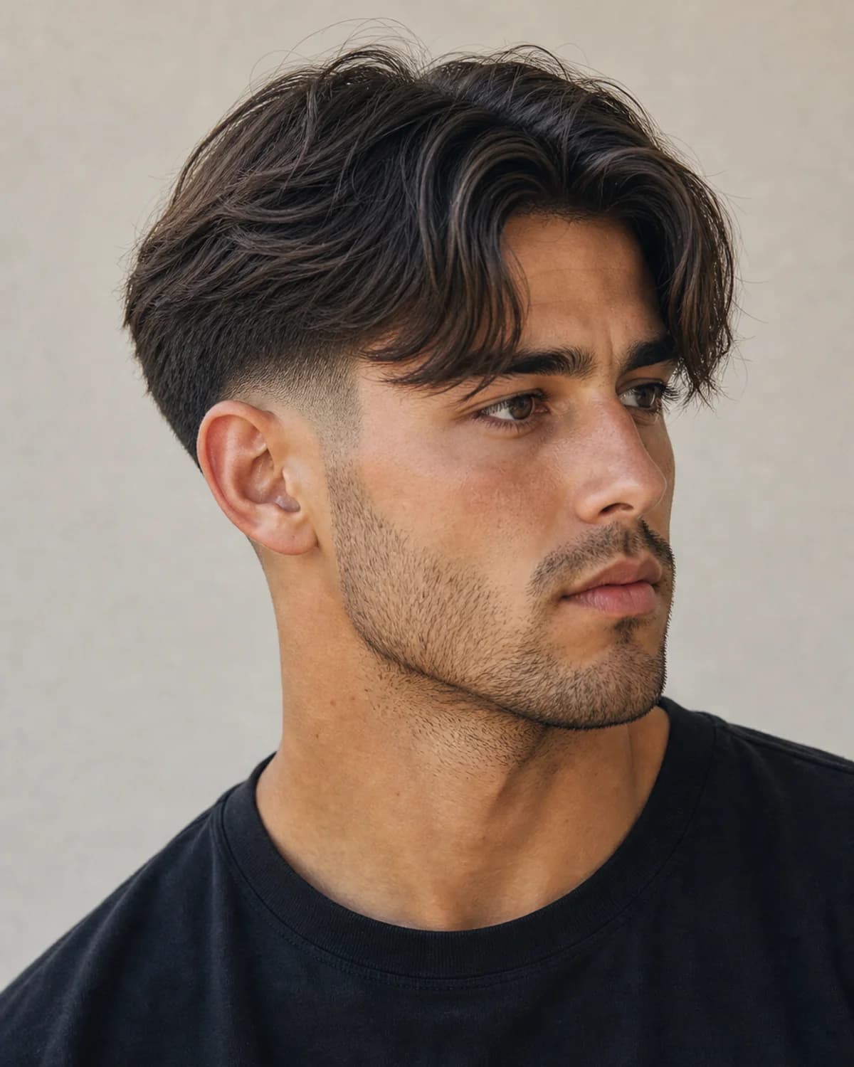 Degradado + curtains modernos — Degradado bajo hombre