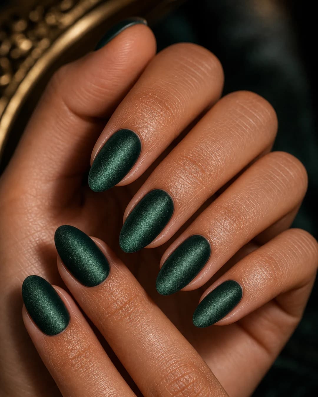 Uñas terciopelo velvet esmeralda profundo magnético